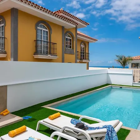 Villa Costa Adeje 别墅 *